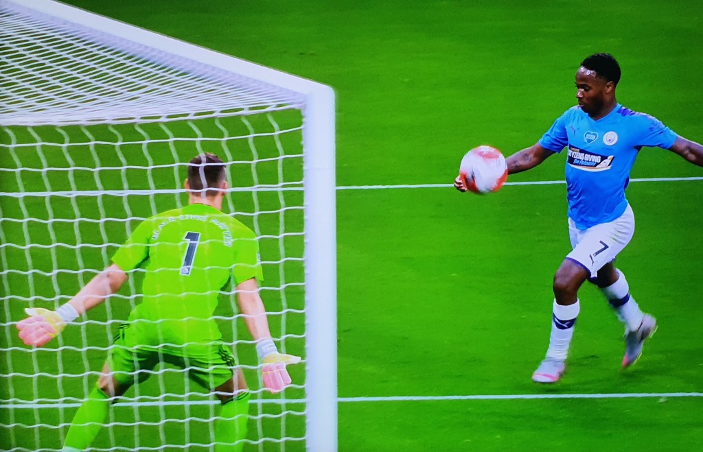 arsenal home 2019 to 20 sterling goal2