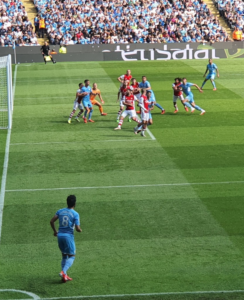 arsenal home 2021 to 22 action2