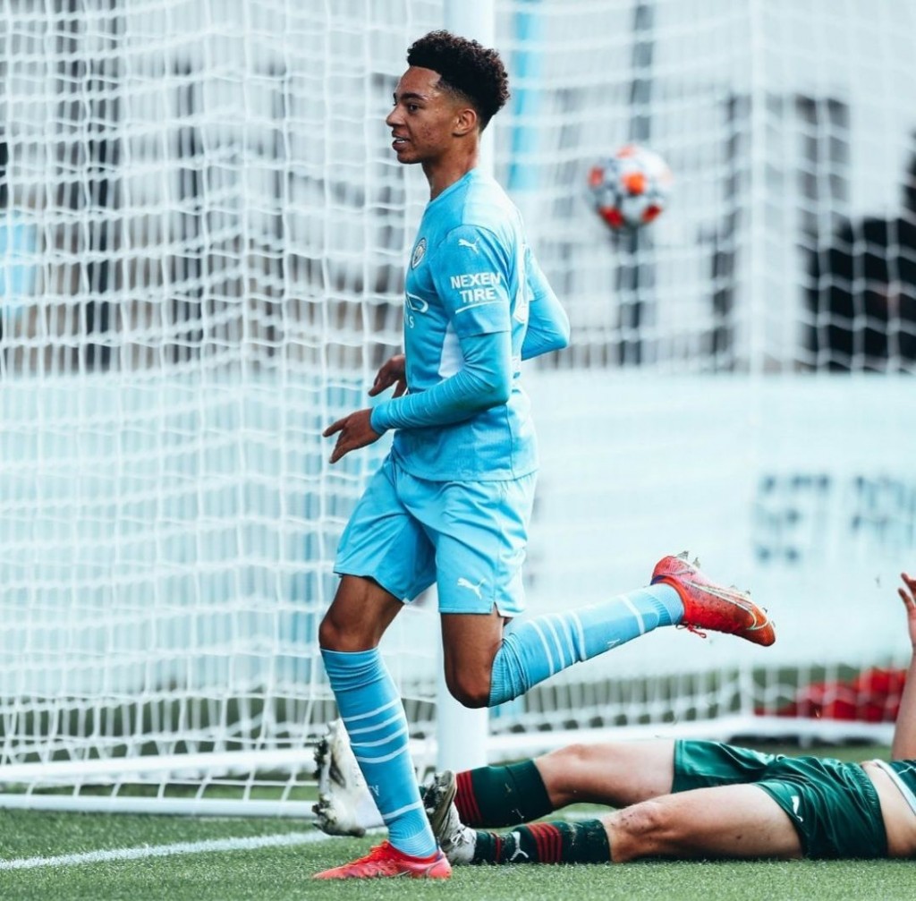 blackpool friendly 2021 to 22 edozie goal