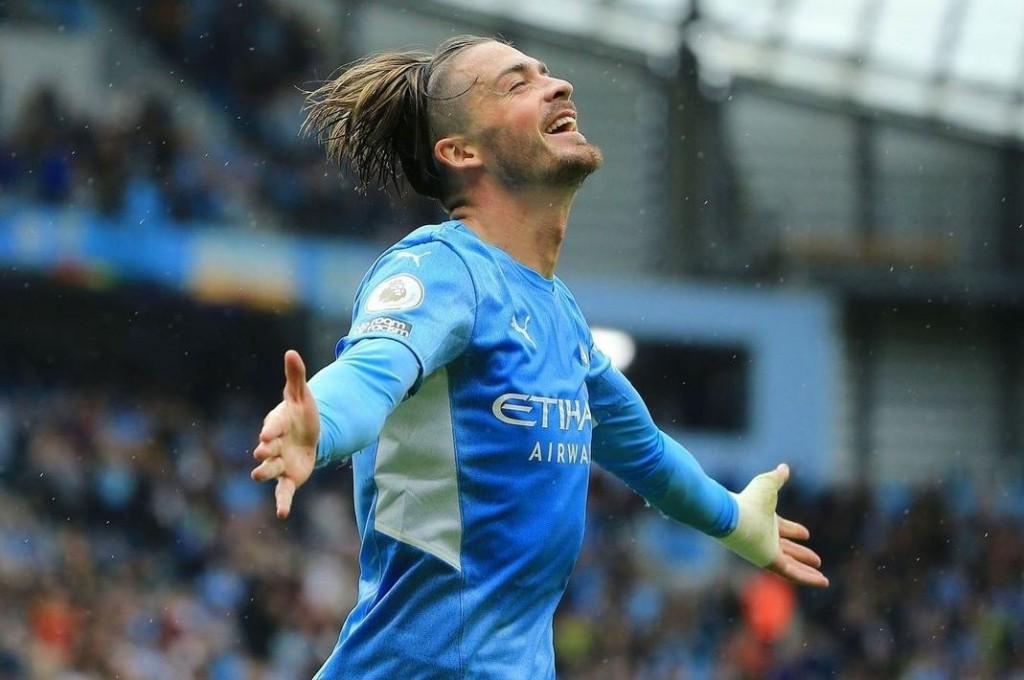 norwich home 2021 to 22 grealish goal4