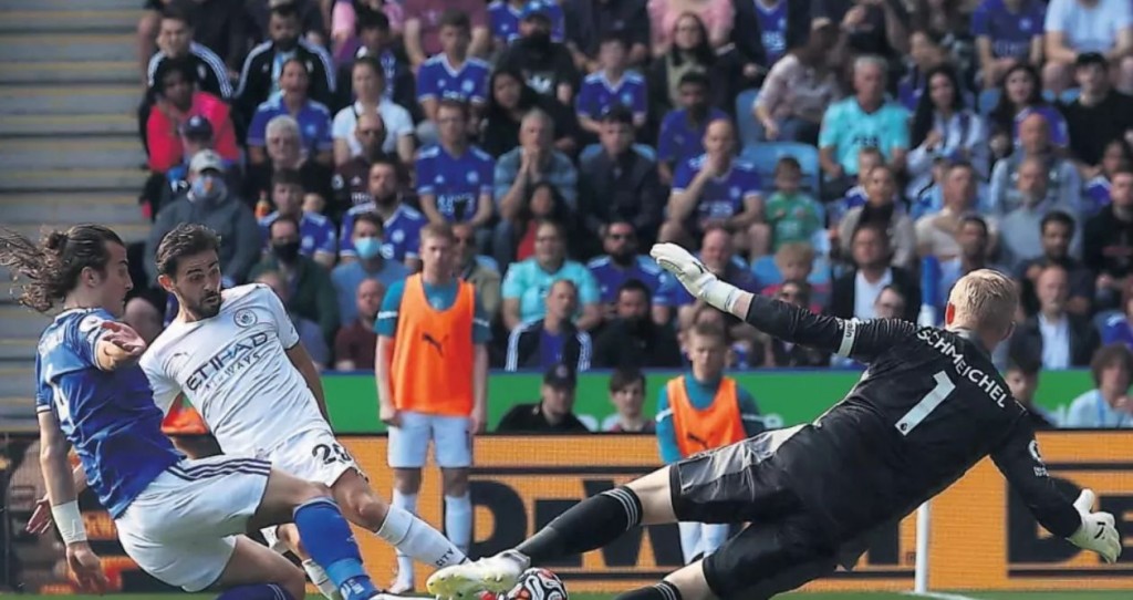 leicester away 2021 to 22 silva goal1