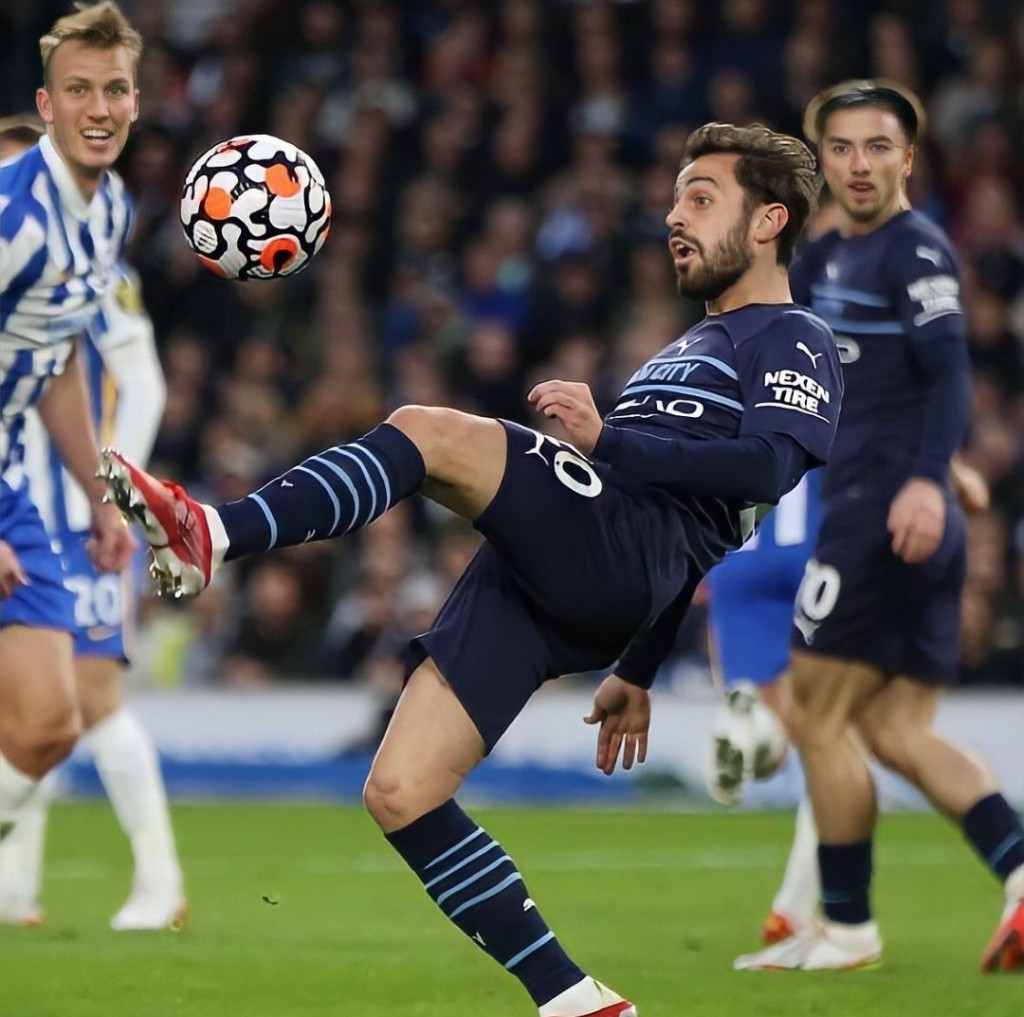 brighton away 2021 to 22 action