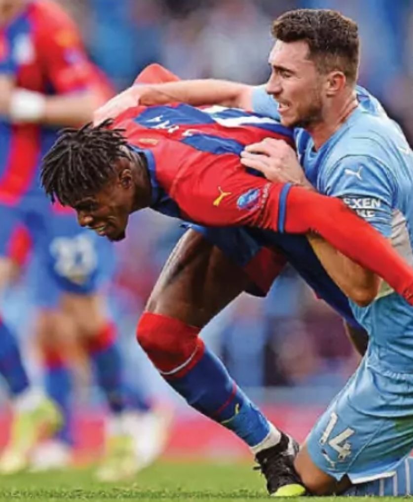 crystal palace home 2021 to 22 laporte sent off3