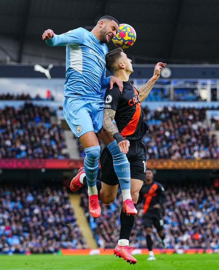everton home 2021 to 22 action2
