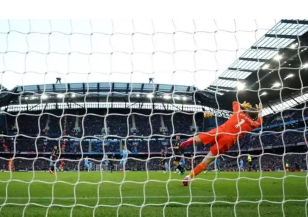 everton home 2021 to 22 rodri goal