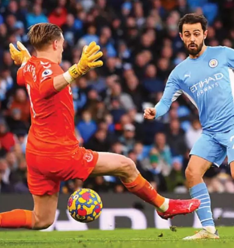 everton home 2021 to 22 silva goal