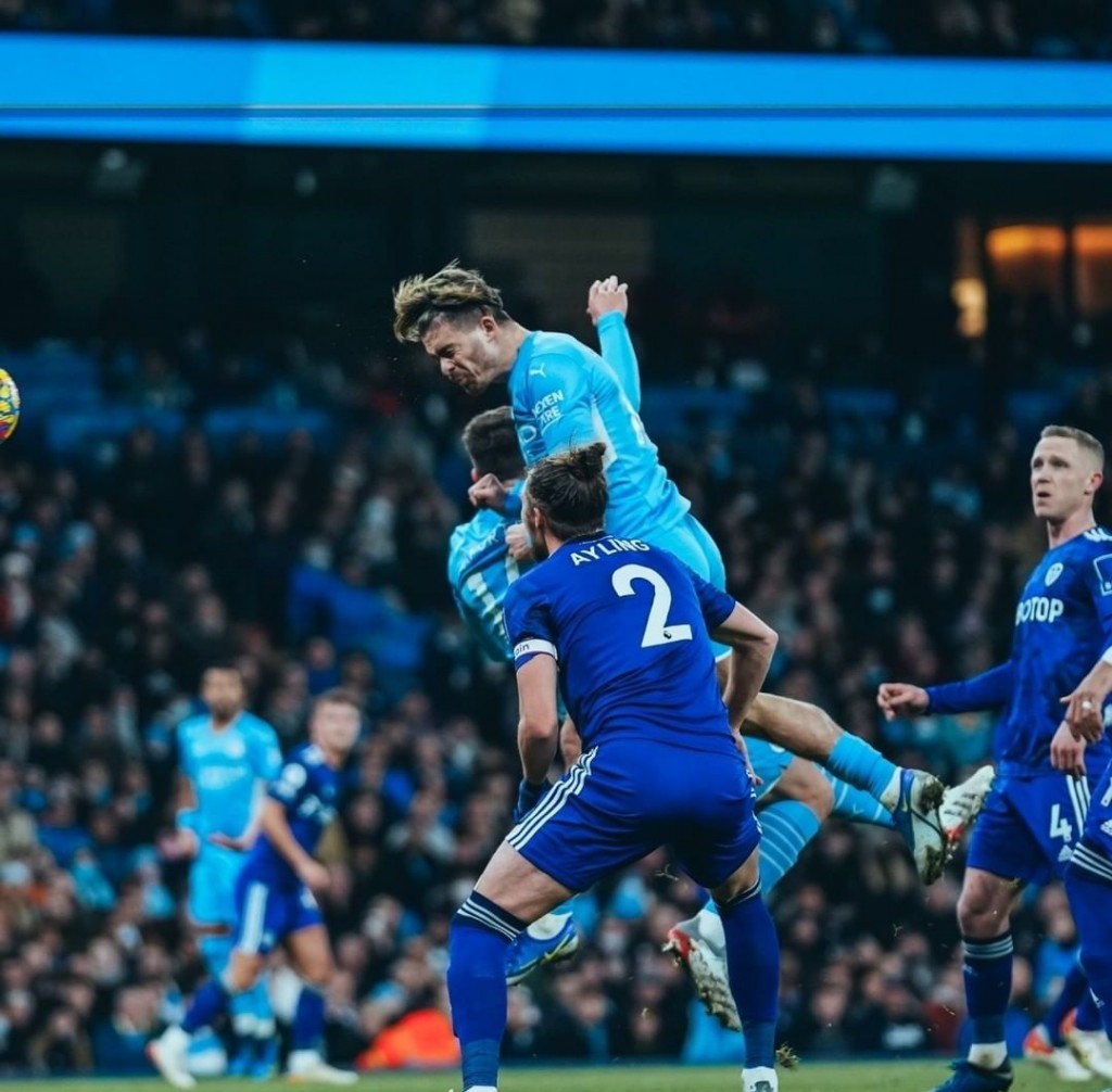 leeds home 2021 to 22 grealish goal2