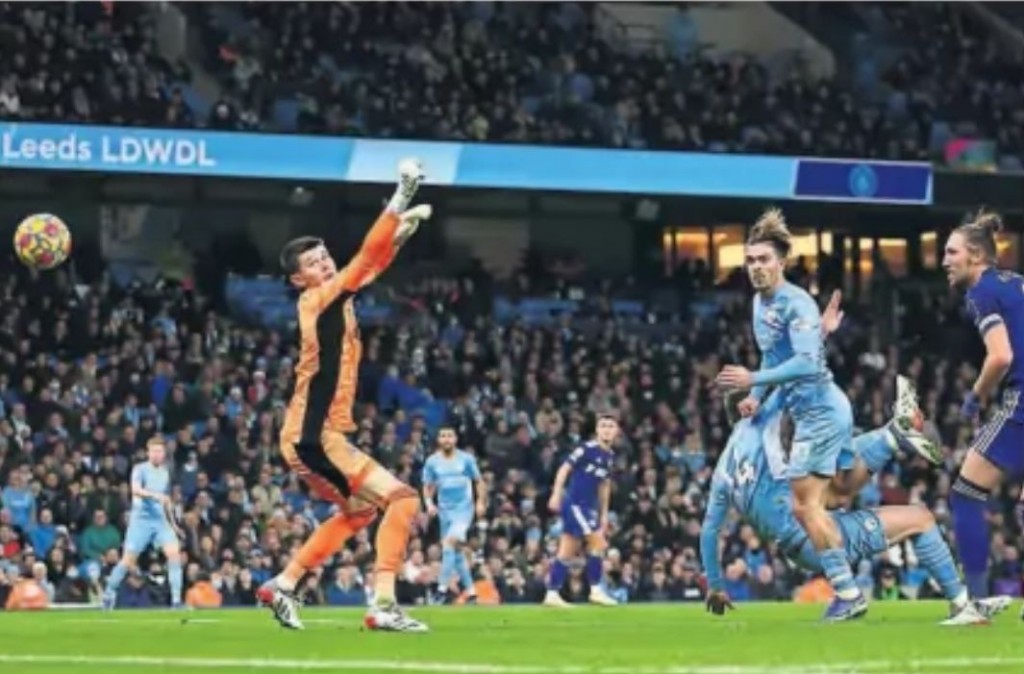 leeds home 2021 to 22 grealish goal3