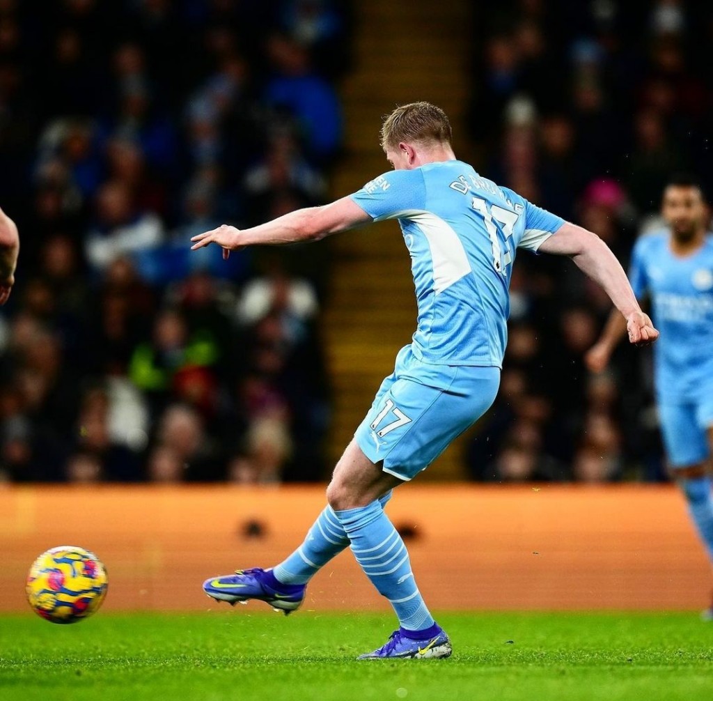 leeds home 2021 to 22 kdb 2nd goal