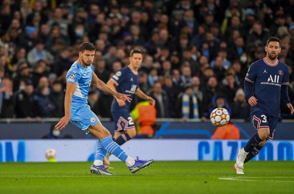 psg home 2021 to 22 action4