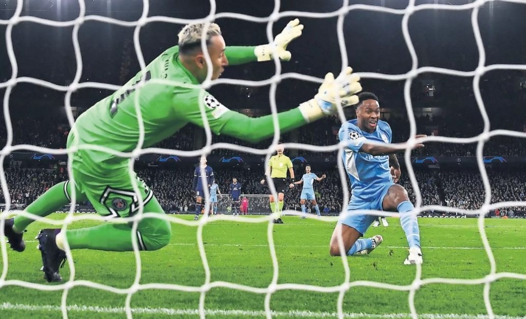 psg home 2021 to 22 sterling goal