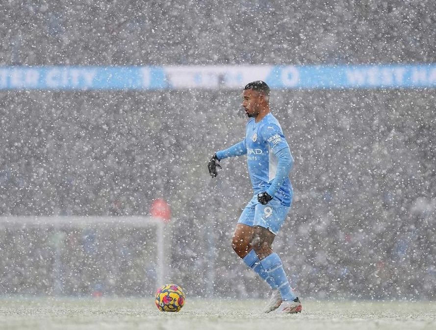 west ham home 2021 to 22 action2