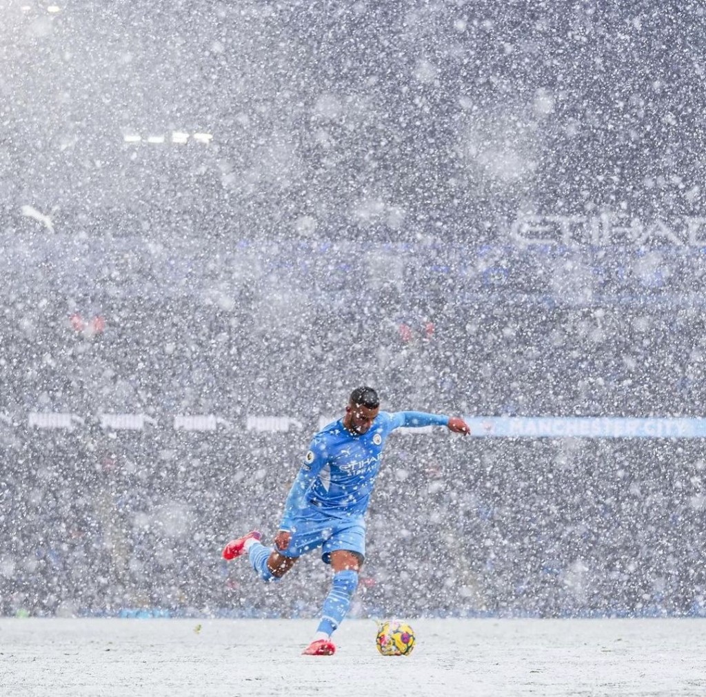 west ham home 2021 to 22 action3
