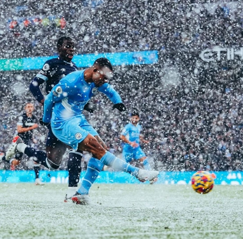 west ham home 2021 to 22 action4