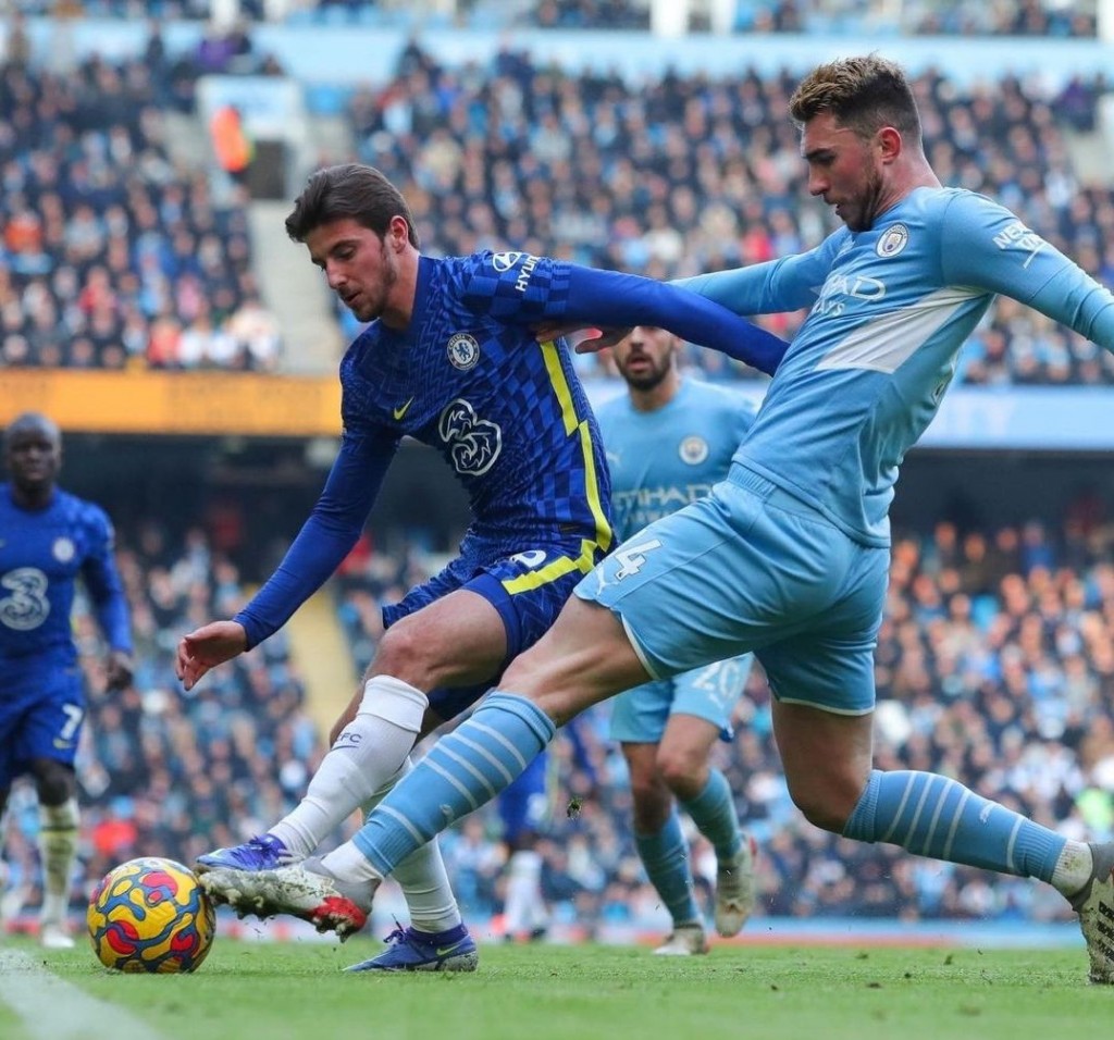 Chelsea home 2021 to 22 action4