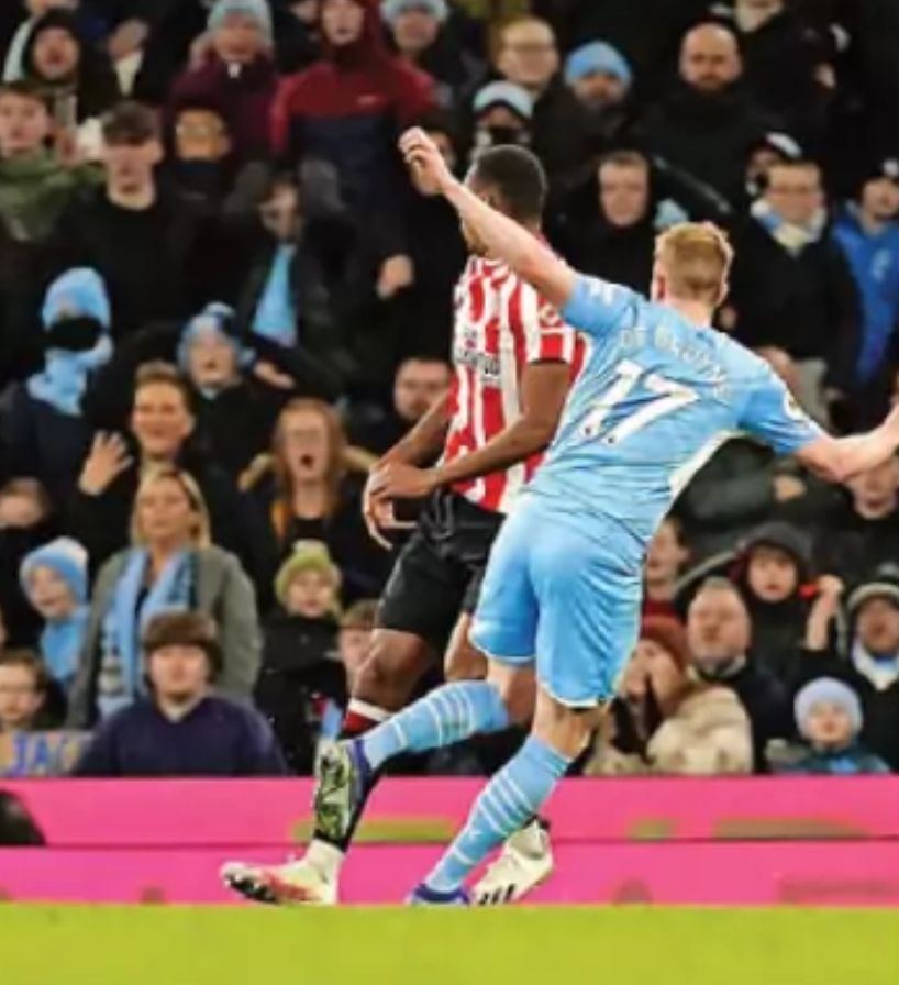 brentford home 2021 to 22 kdb goal