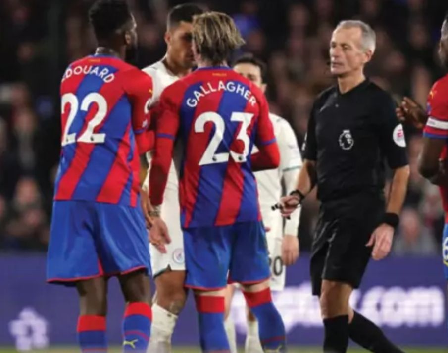 crystal palace away 2021 to 22 action3