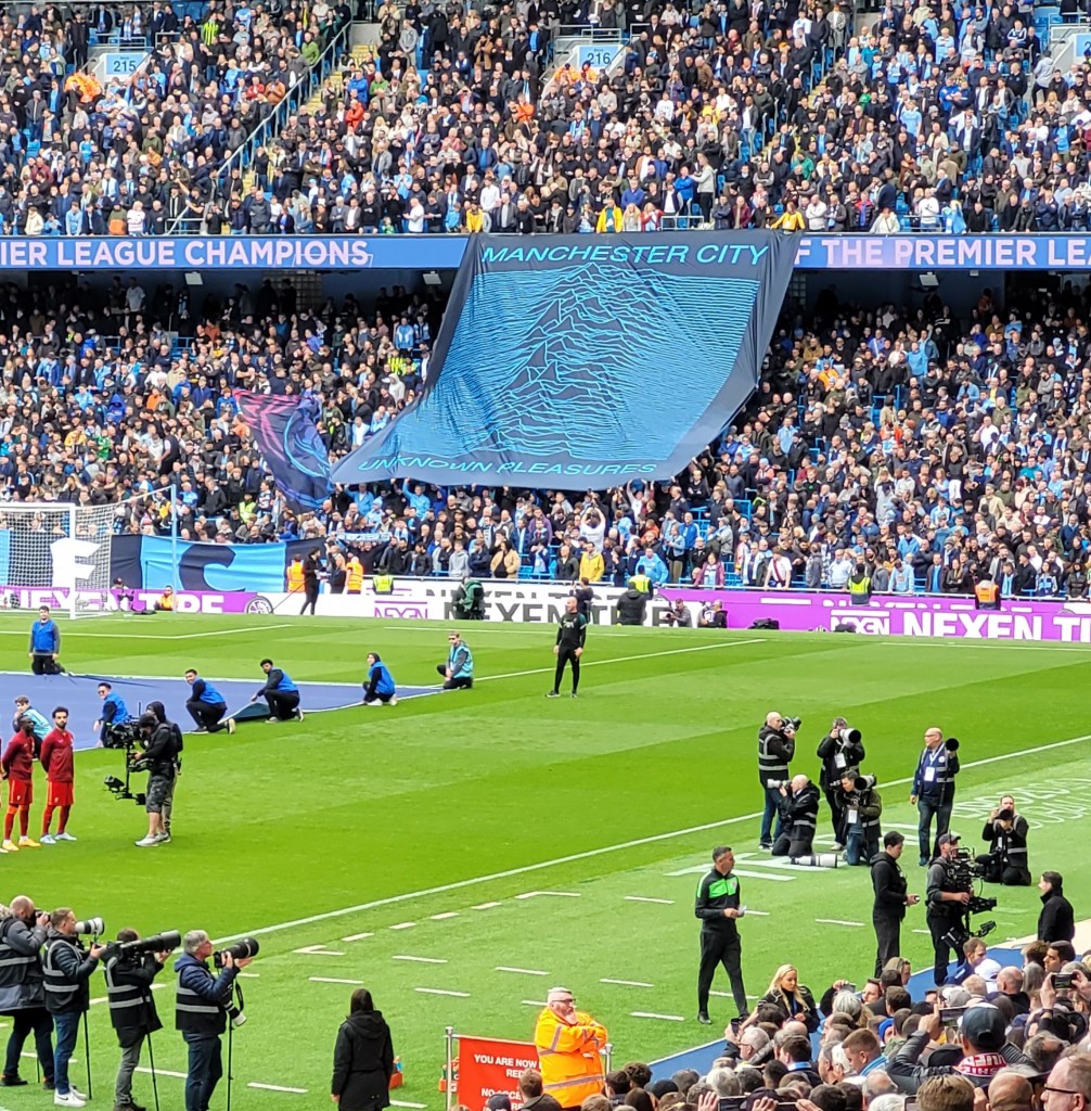 liverpool home 2021 to 22 banner