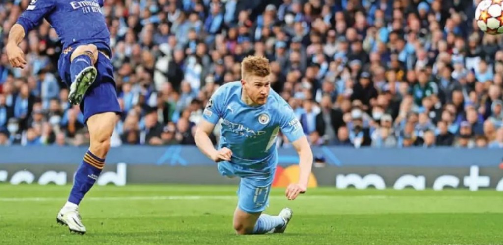 real madrid home 2021 to 22 kdb goal2