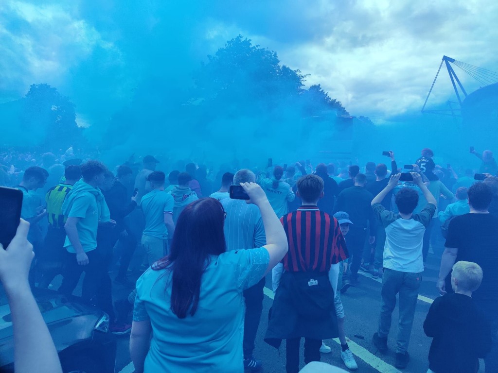 aston villa home 2021 to 22 bus