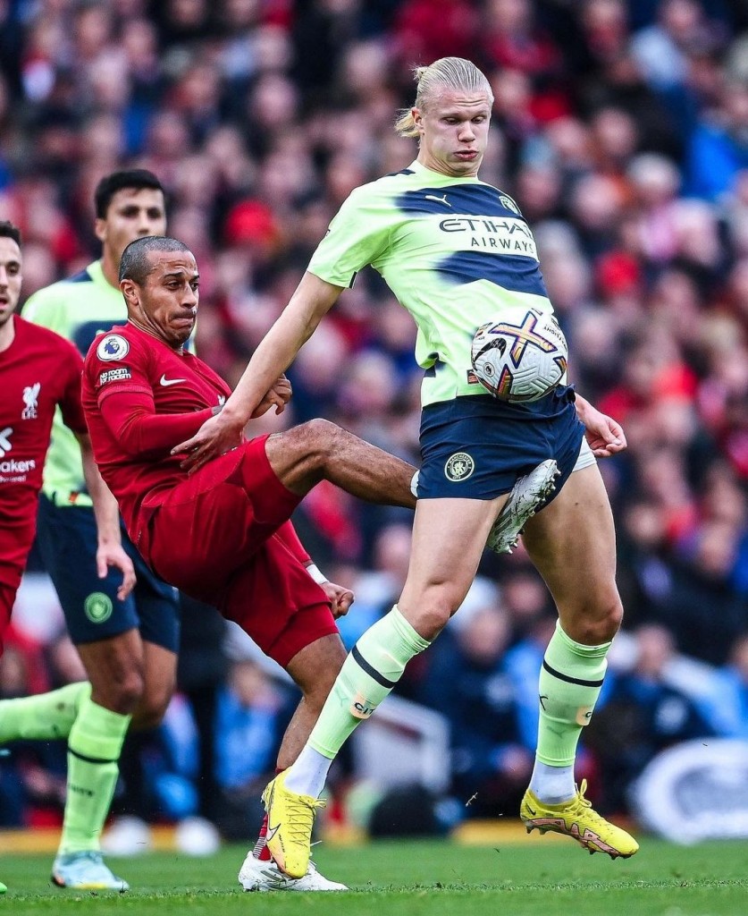 liverpool away 2022 to 23 action2