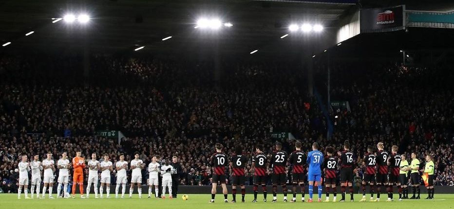 leeds away 2022 to 23 george cohen applause