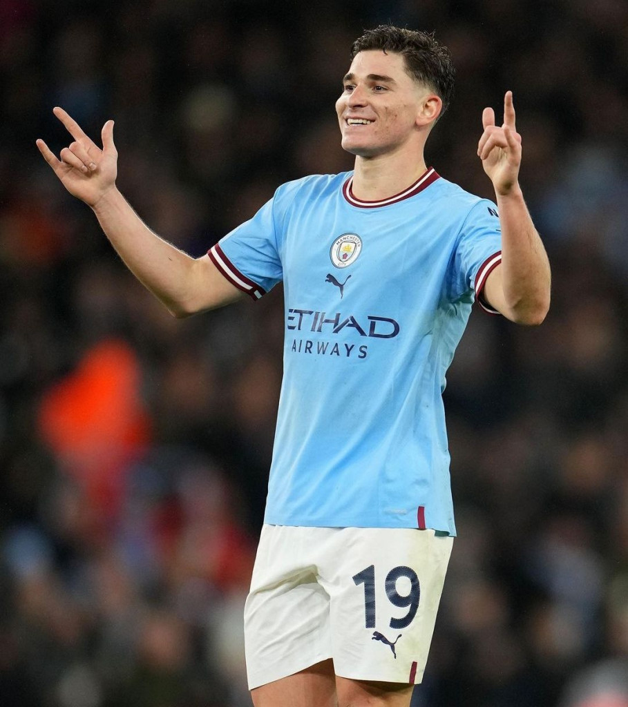 burnley home fa cup 2022 to 23 alvarez