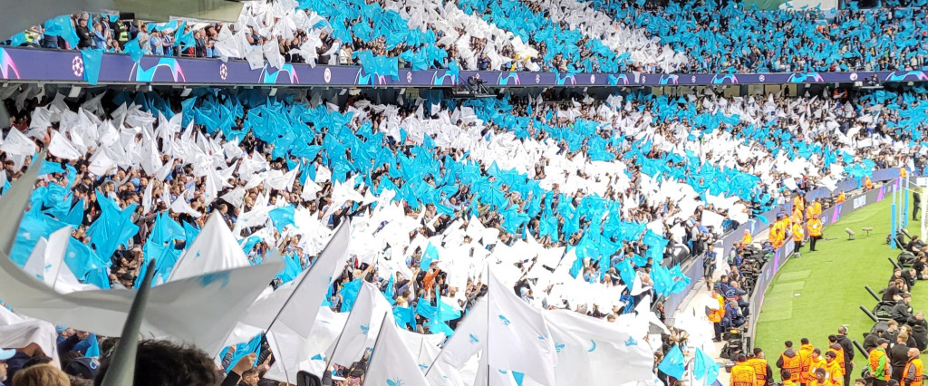 Real madrid home 2022 to 23 flags