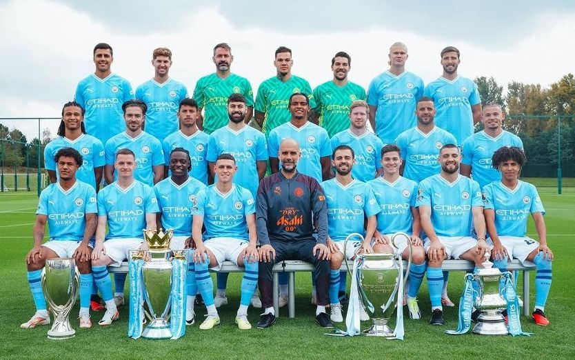2023 to 24 team photo