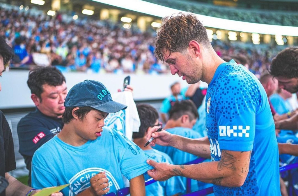 Yokohama F Marinos 2023 to 24 stones