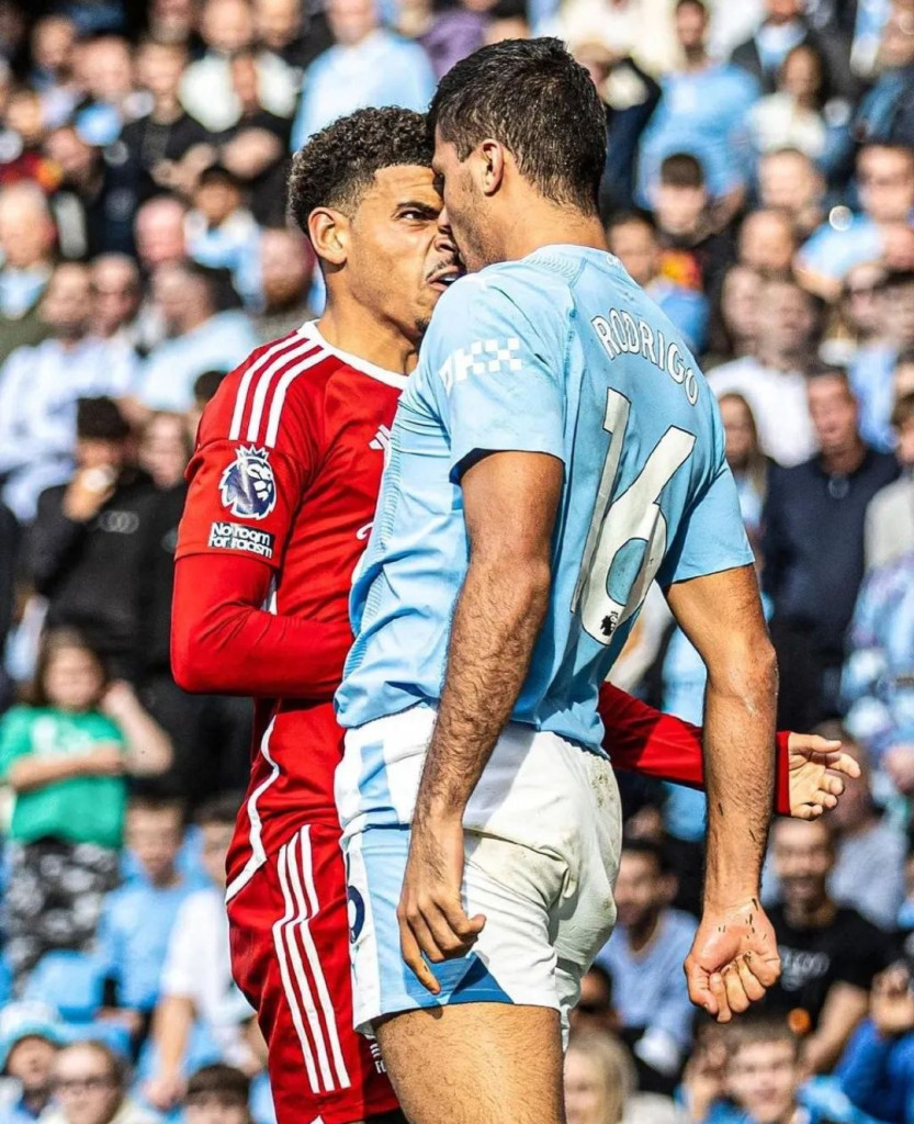 notts forest home 2023 to 24 rodri red2
