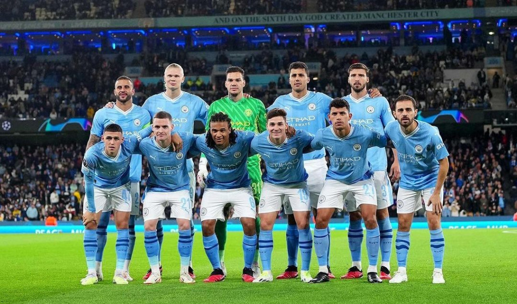 red star belgrade home 2023 to 24 team pic