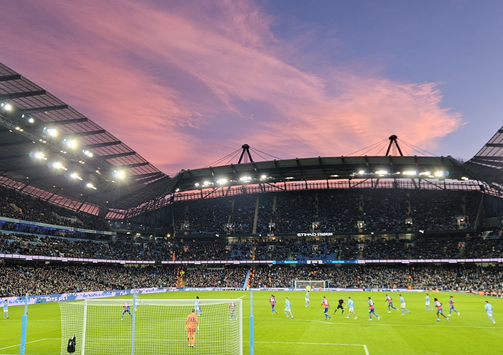 crystal palace home 2023 to 24 sky