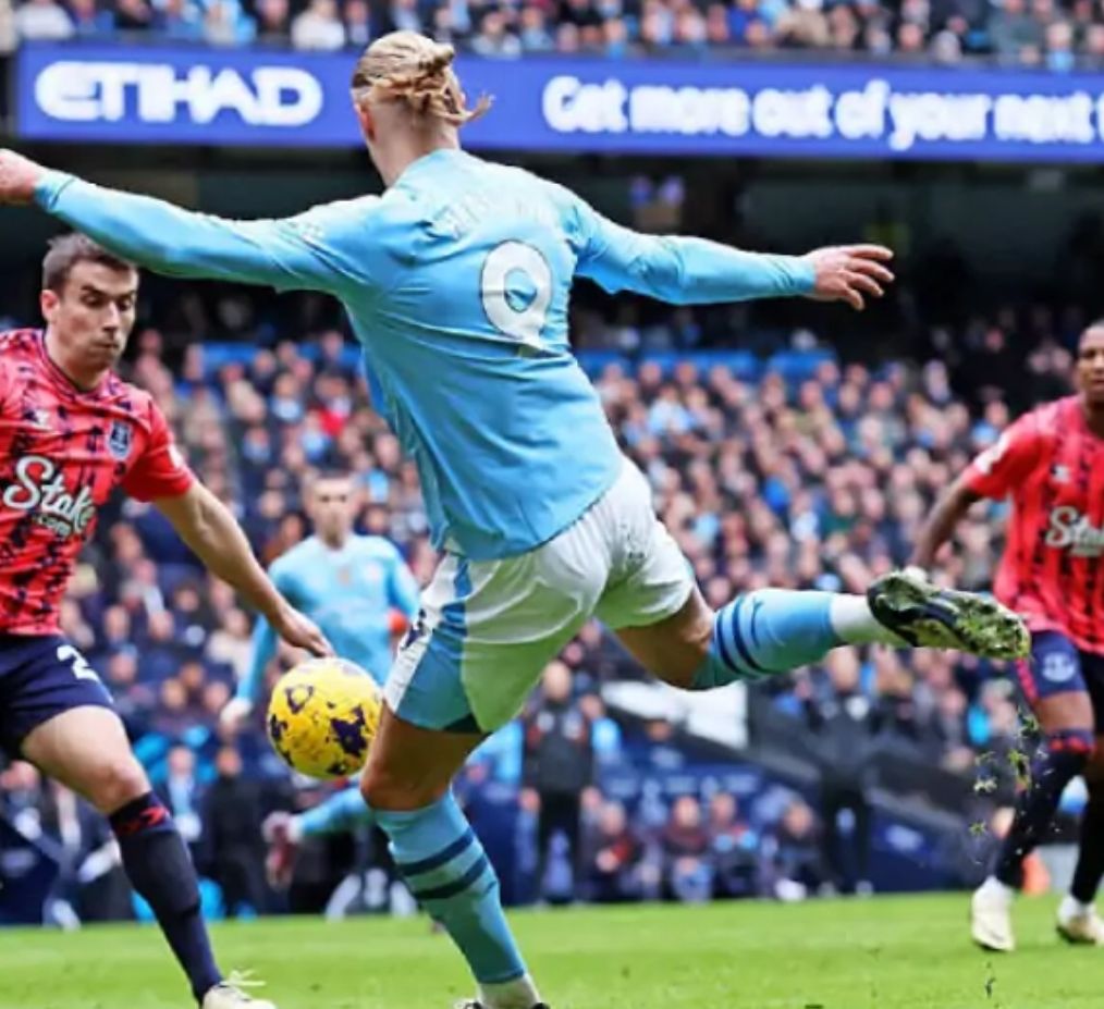 everton home 2023 to 24 haaland goal