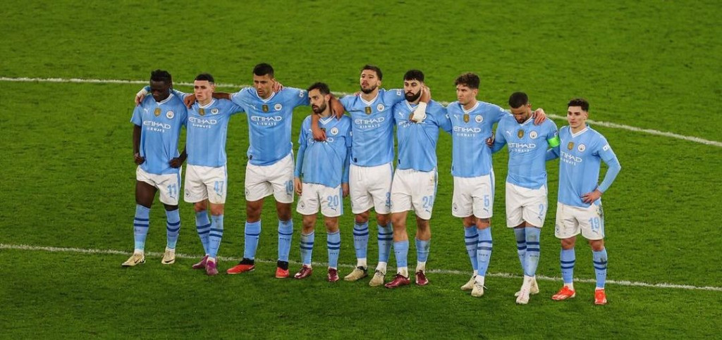 real madrid home 2023 to 24 ederson pens